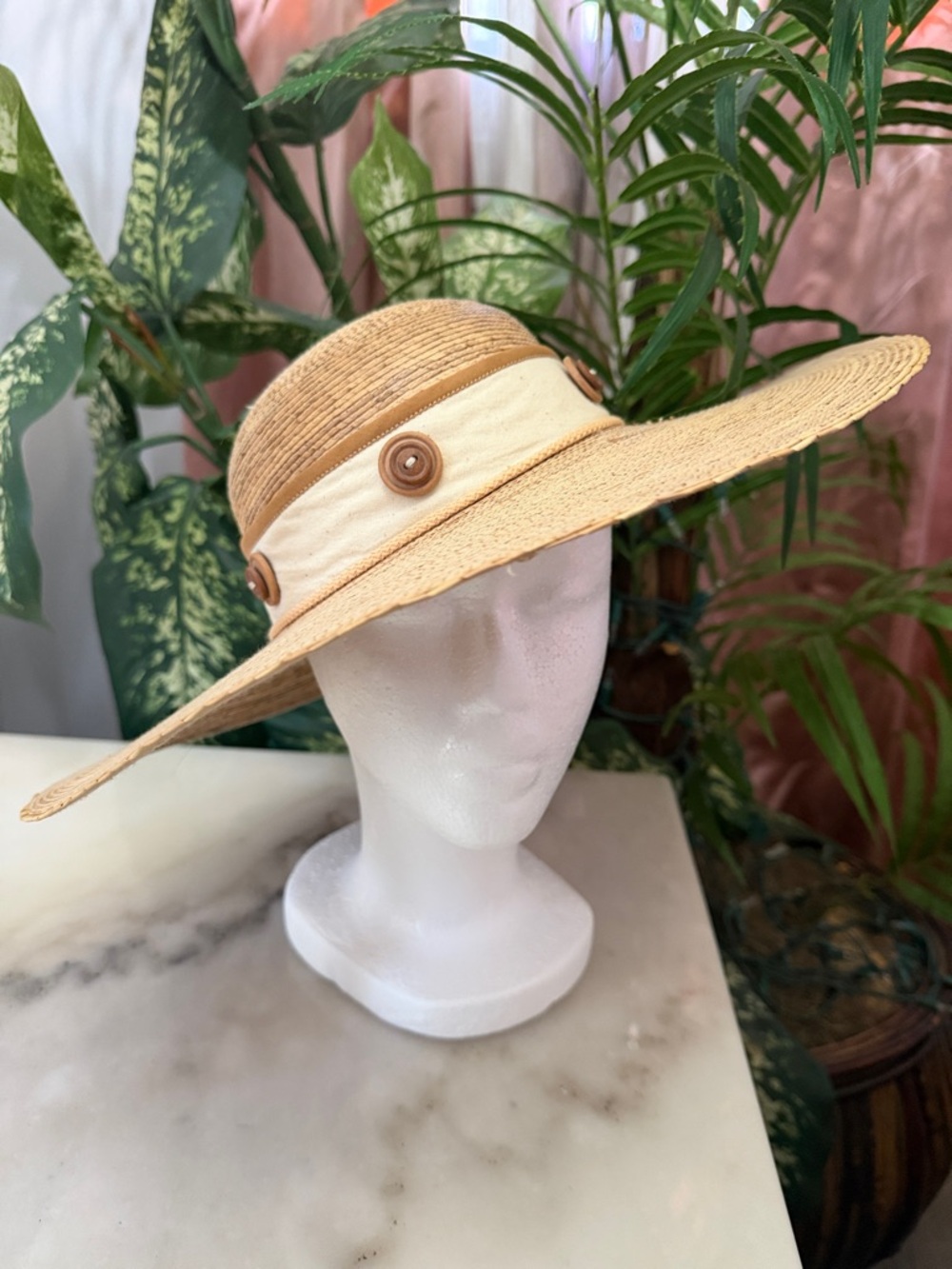 Women’s Vintage Wide Brim Straw Sun Hat with Cream Band